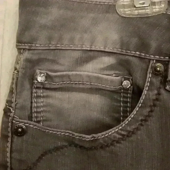 "ROYALTY" Ladies Gray SZ 12 Stud Adorned Jeans Straight Leg Mid Rise - Picture 8 of 11